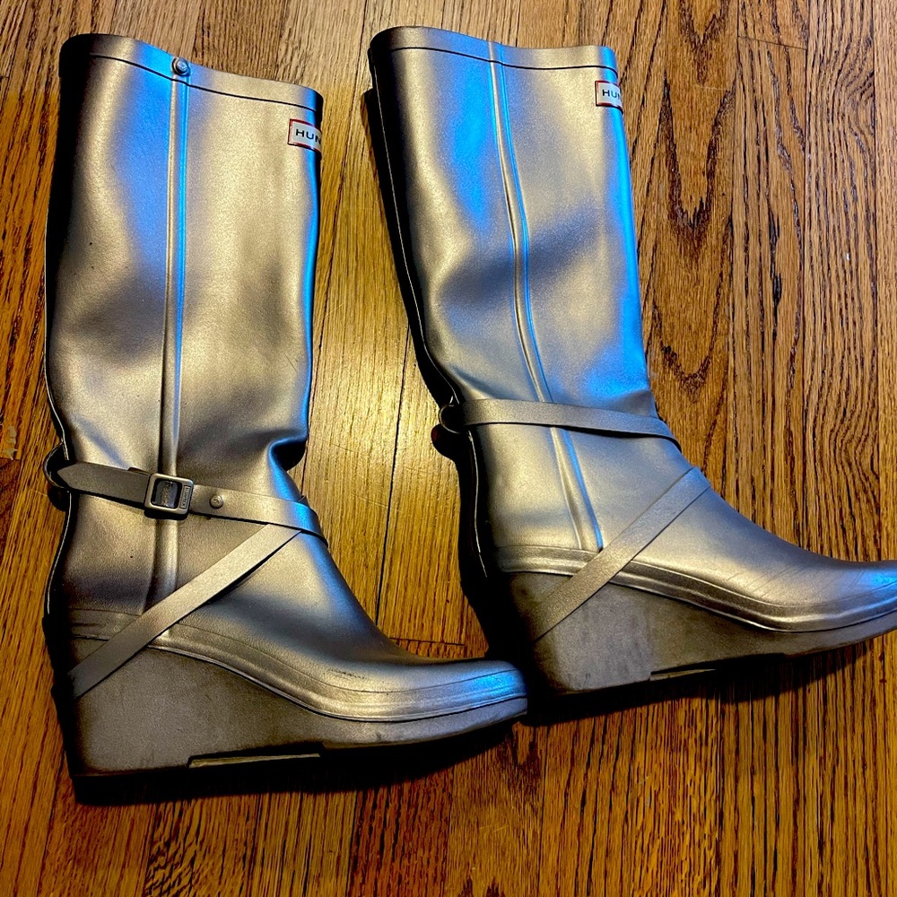 Hunter rain boots size 9 - Picture 2 of 4